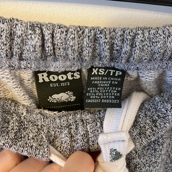 ROOTS Women’s Sweatpants - Picture 4 of 7